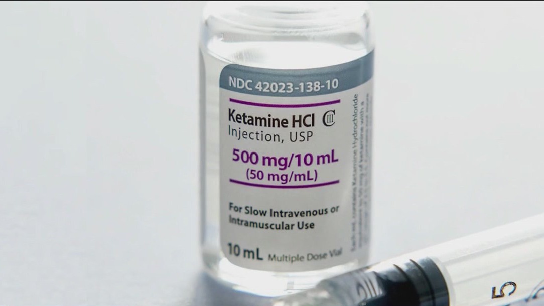 Chicago doctor weighs in amid ketamine fears after Matthew Perry's death
