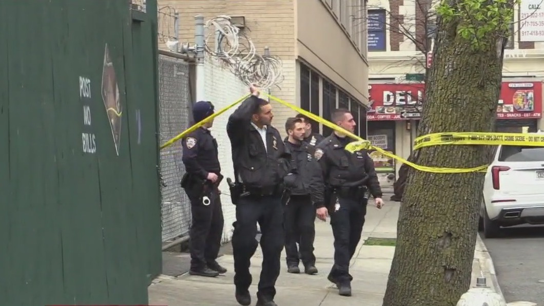NYPD officer shot in Queens | FOX 5 New York