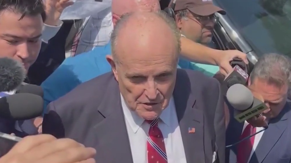 Rudy Giuliani files for bankruptcy