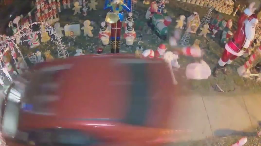 Elk Grove Village family has holiday decor vandalized