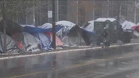 Migrants in Chicago: State funds hotel stays for hundreds of asylum seekers amid 'unprecedented' influx