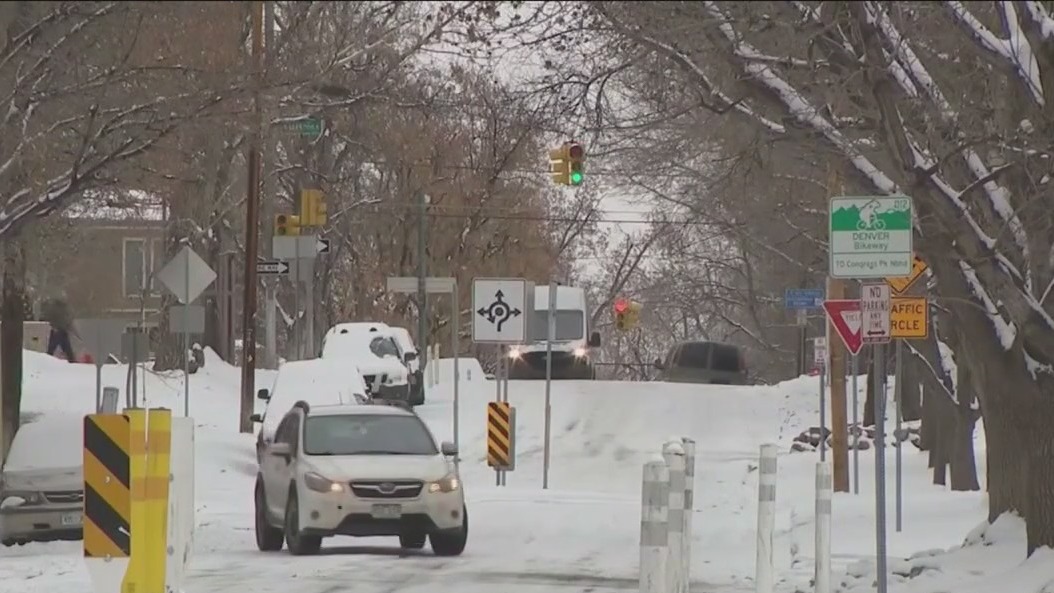 Colorado struggles to dig out from the snow