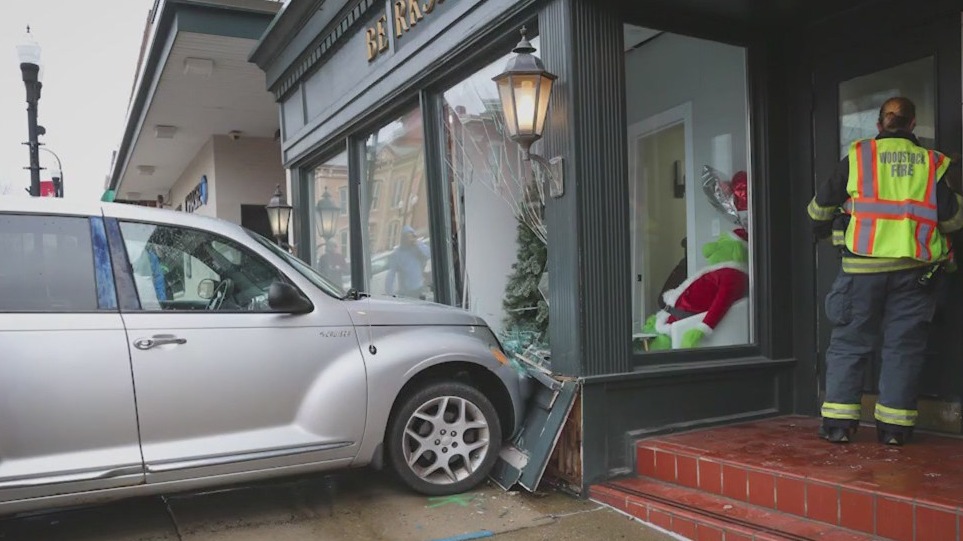 Car crashes into suburban store, shattering window: police
