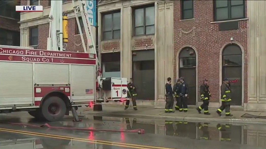 Chicago firefighters rescue several from blaze at Edgewater highrise ...