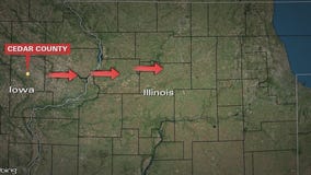 Mysterious natural gas smell in Chicago's suburbs