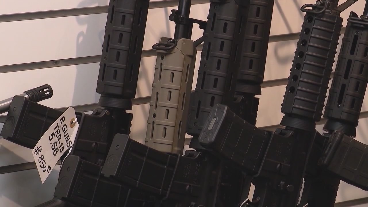 Assault weapons ban: New year, new laws in Illinois