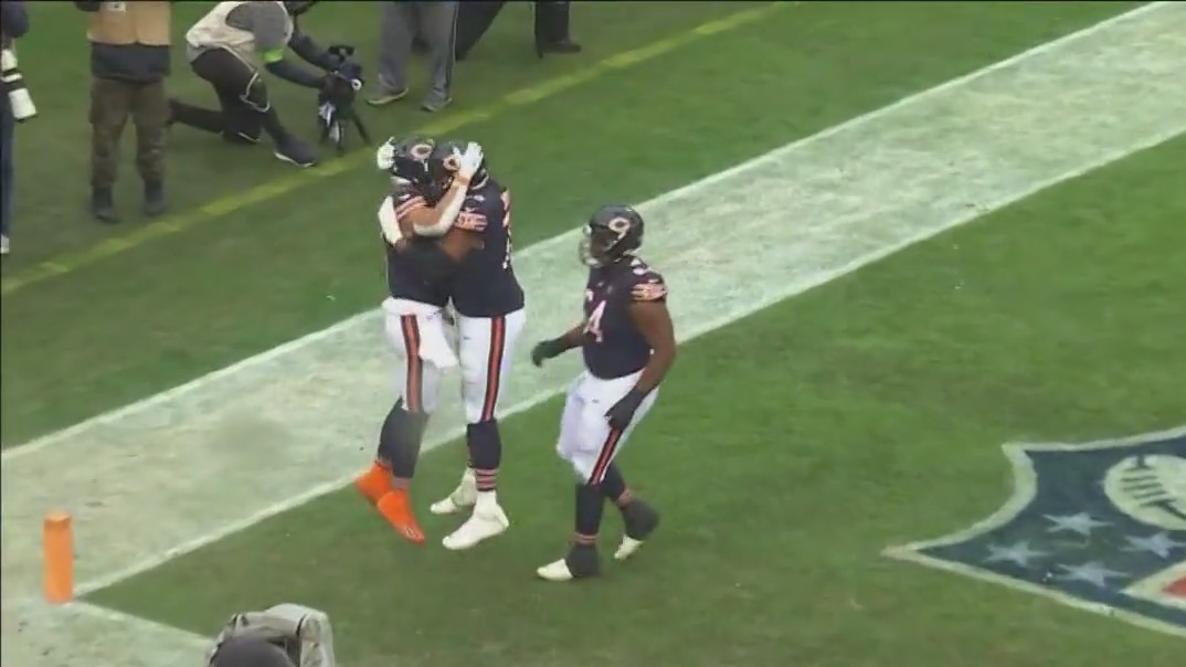 Bears beat down Falcons 37-17