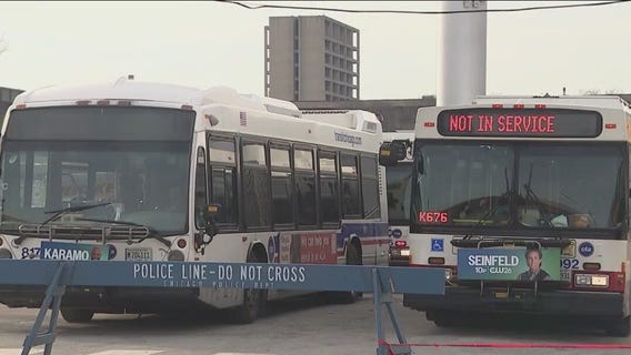 White House officials address migrant influx in Chicago