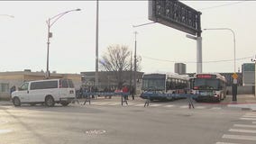 White House responds to growing migrant crisis in Chicago after 4 more buses expected