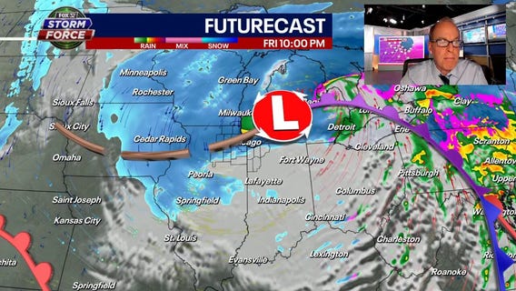 Chicago winter storm ramps back up this afternoon