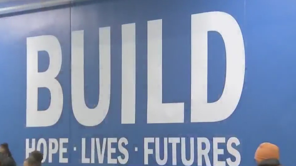 Chicago Mayor Brandon Johnson visits youth guidance event