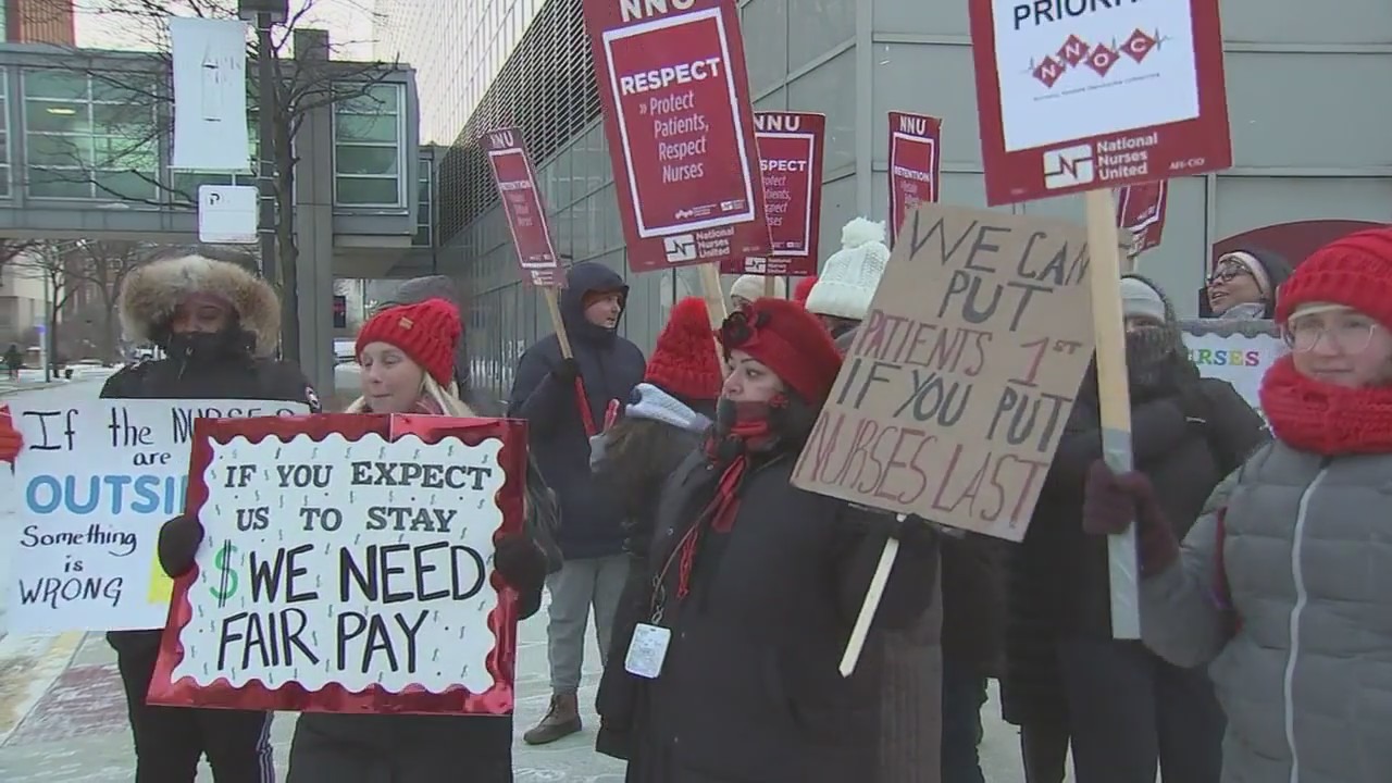 Chicago nurses demand staffing, safety improvements