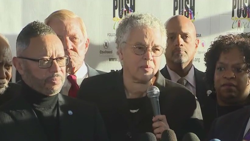 Chicago area leaders celebrate MLK at annual scholarship breakfast