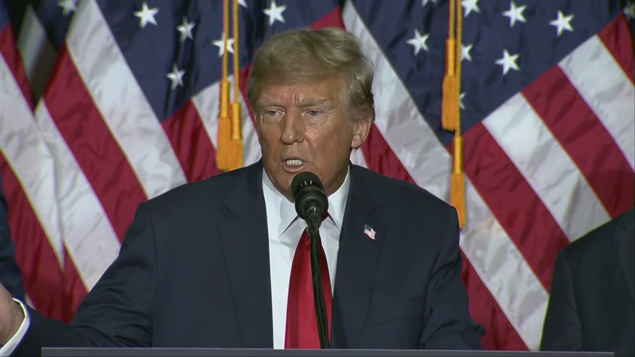 Trump speaks after winning Iowa