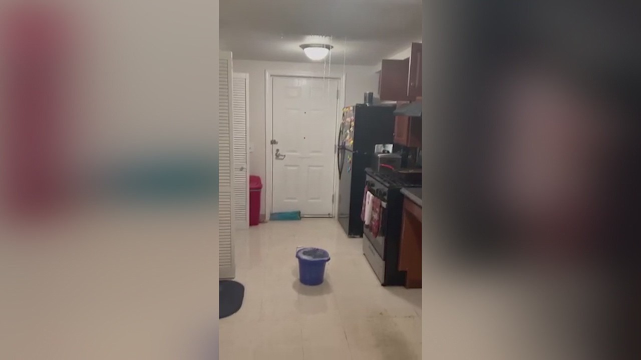 Chicago family says they're homeless after pipes burst