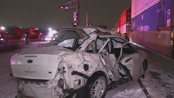 4 women injured in Harvey after car collides with train