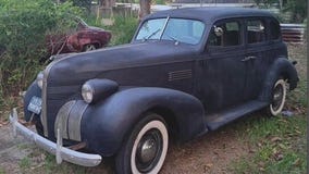 1939 Pontiac Silver Streak