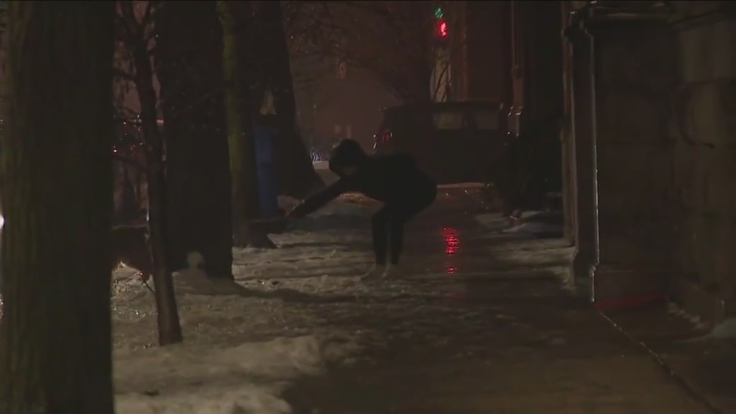 Tips for walking on icy sidewalks and streets