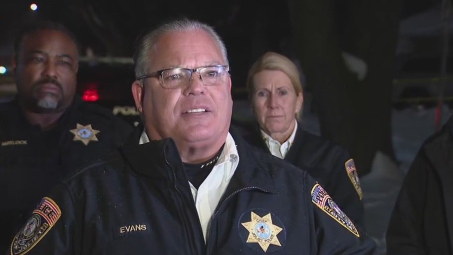 New details revealed in search for alleged Joliet murders suspect