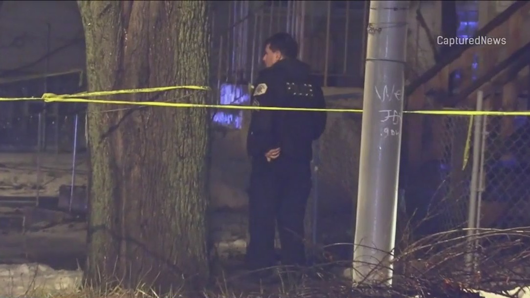 2-year-old boy dies after apparent accidental shooting in West Pullman