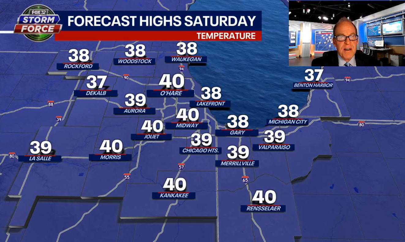 Chicago weather: Fog is hanging around along with relatively mild temps