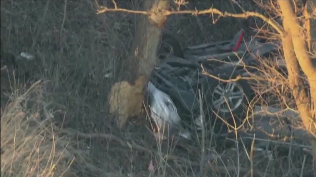 Man found dead in SW Side rollover crash identified | FOX 32 Chicago