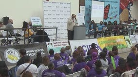 Summit held to address Chicago's migrant crisis