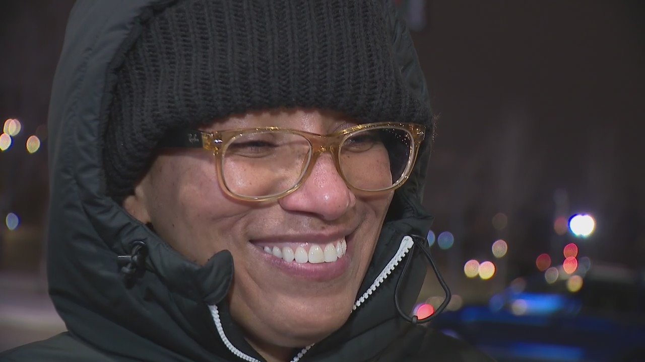 Madonna fans swarm United Center for her first night in Chicago