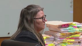 Jennifer Crumbley: Jury deliberation underway
