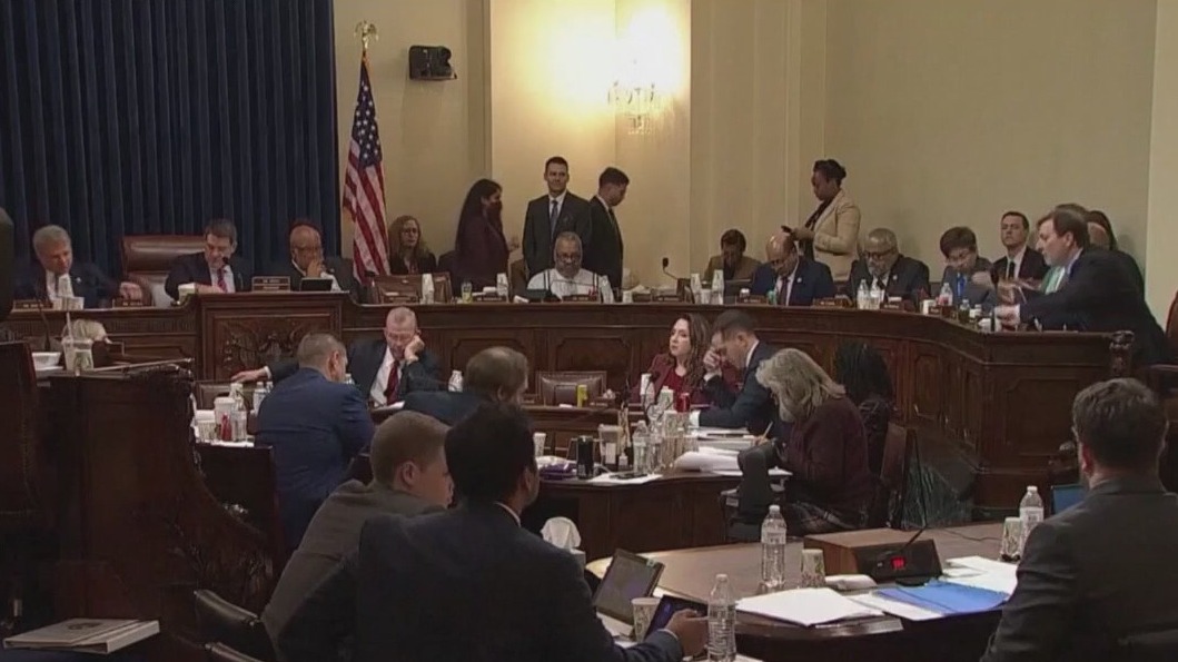 Congress reacts to new Senate border deal