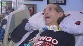 Former Bear Steve 'Mongo' McMichael reacts to Hall of Fame induction