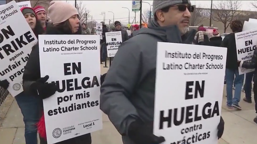 Chicago charter school teachers hit the picket line for second day