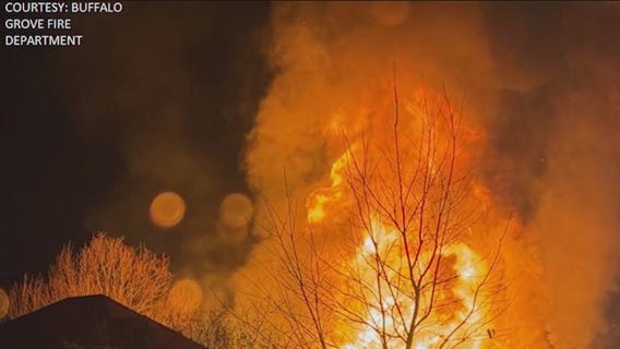 Fire erupts at vacant house in Buffalo Grove
