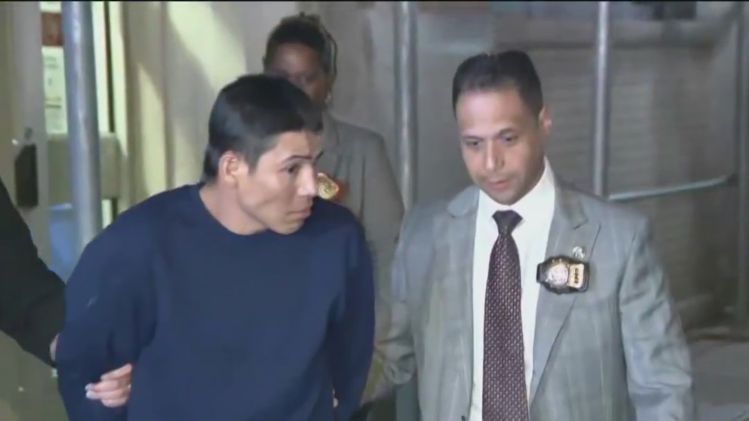 Man charged in East Harlem rape, robbery of 21-year-old woman