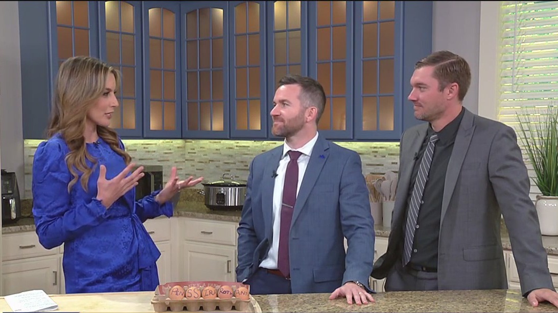 When to crack your retirement ?nest eggs?