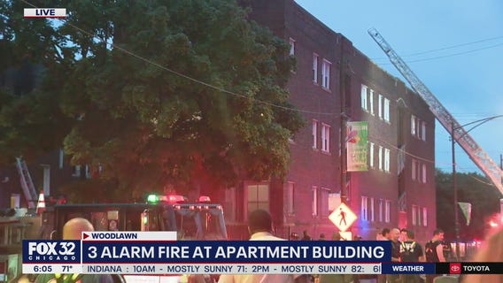 Crews battle 3-alarm blaze at Woodlawn apartment building