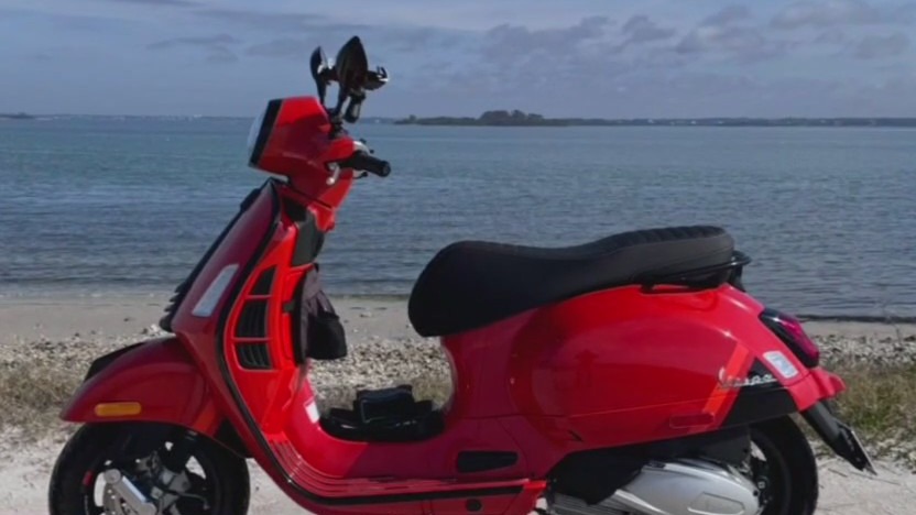 2024 Vespa GTS Super 300 Sport