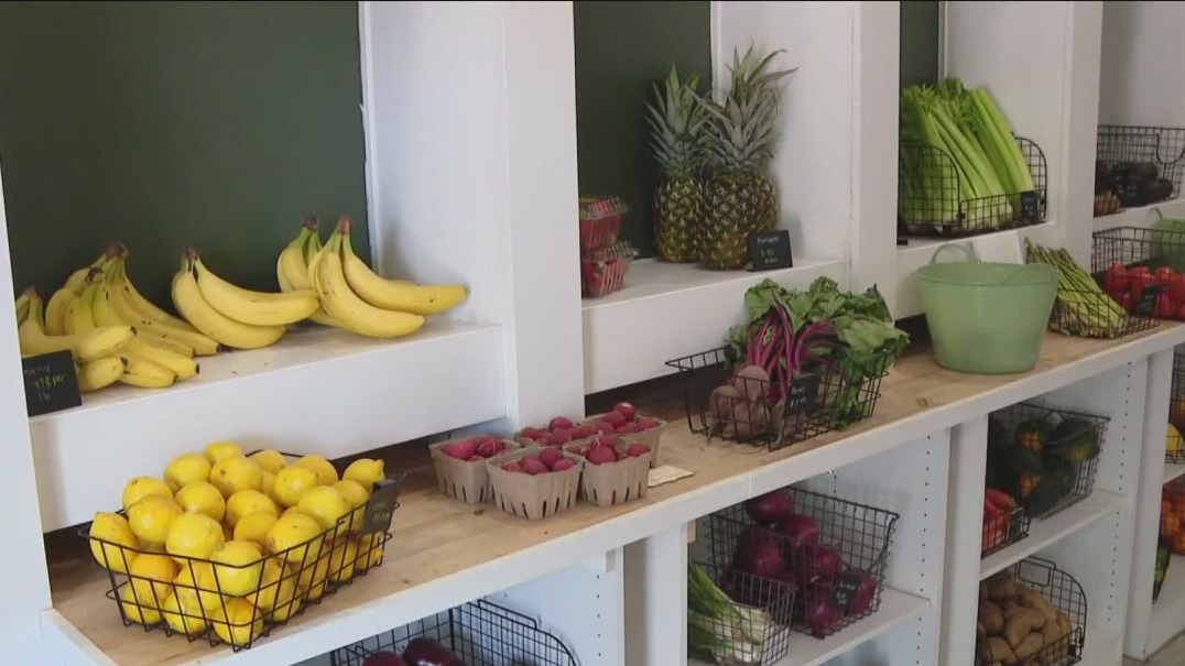 Providing fresh food to those in need