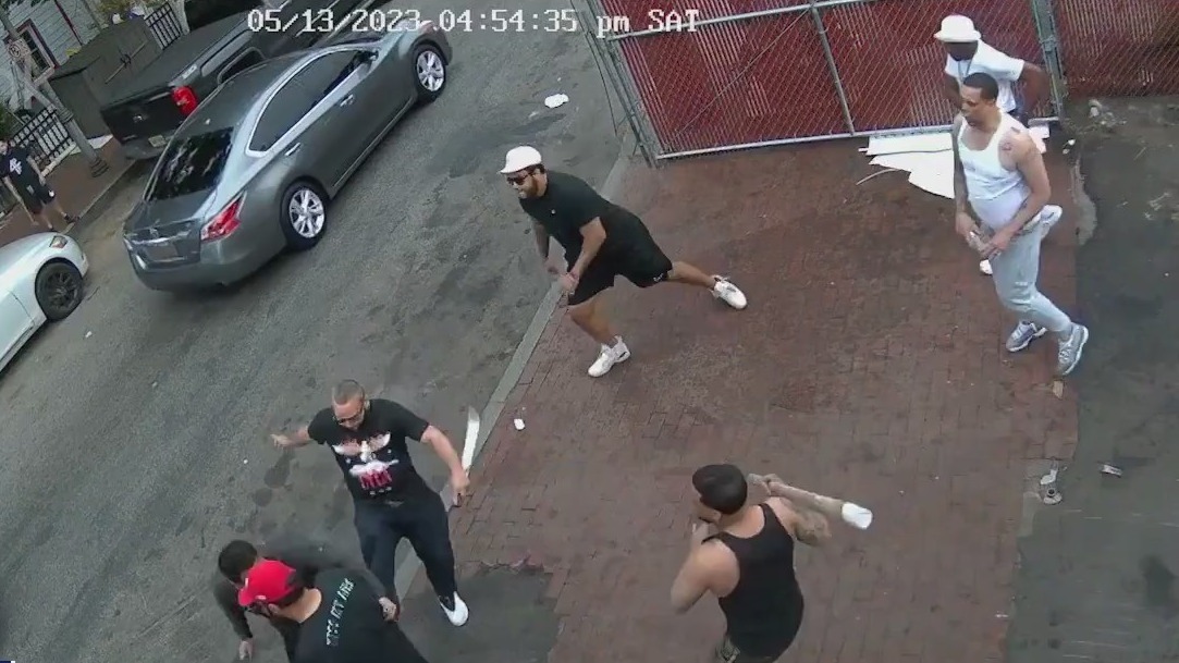 Paterson shop owner attacked with bats, machete | FOX 5 New York