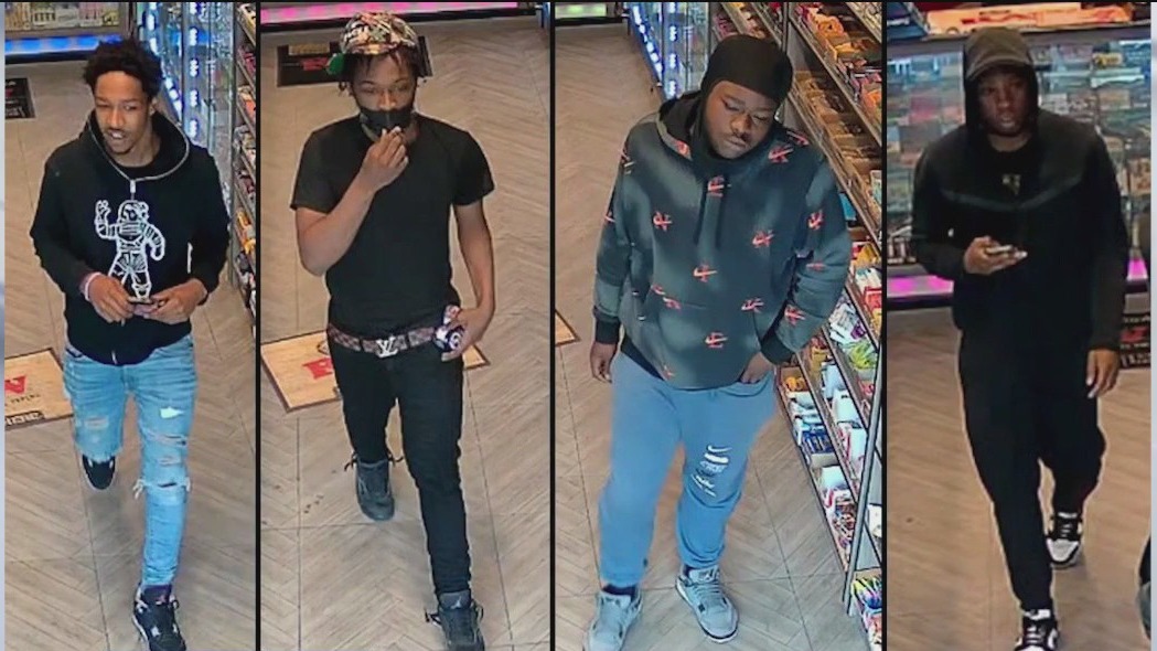 Suspects wanted in NYC robbery pattern