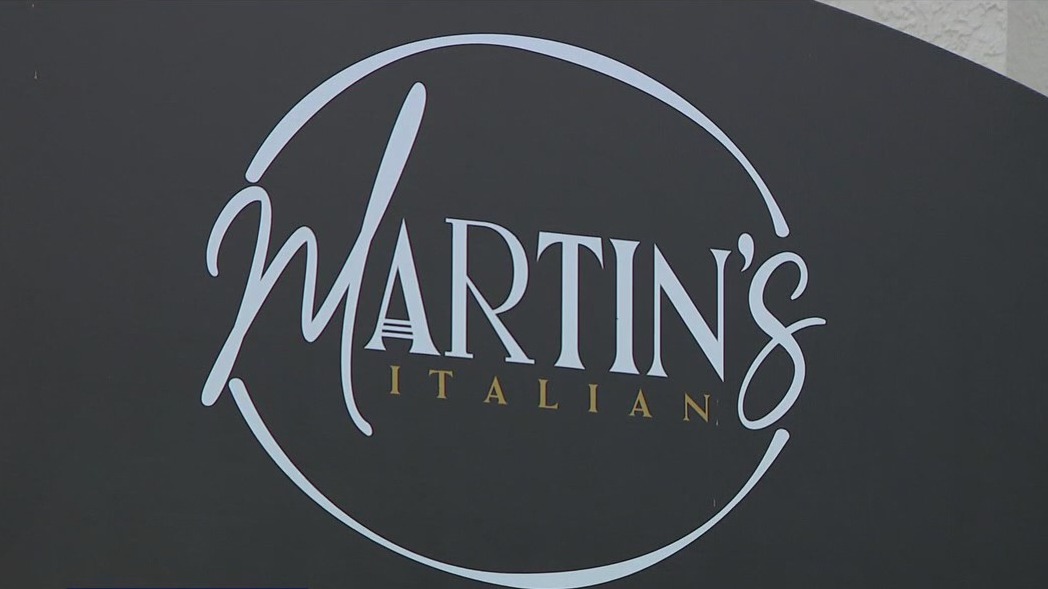 Charley's World | Oldsmar restaurant serving up Italian dishes