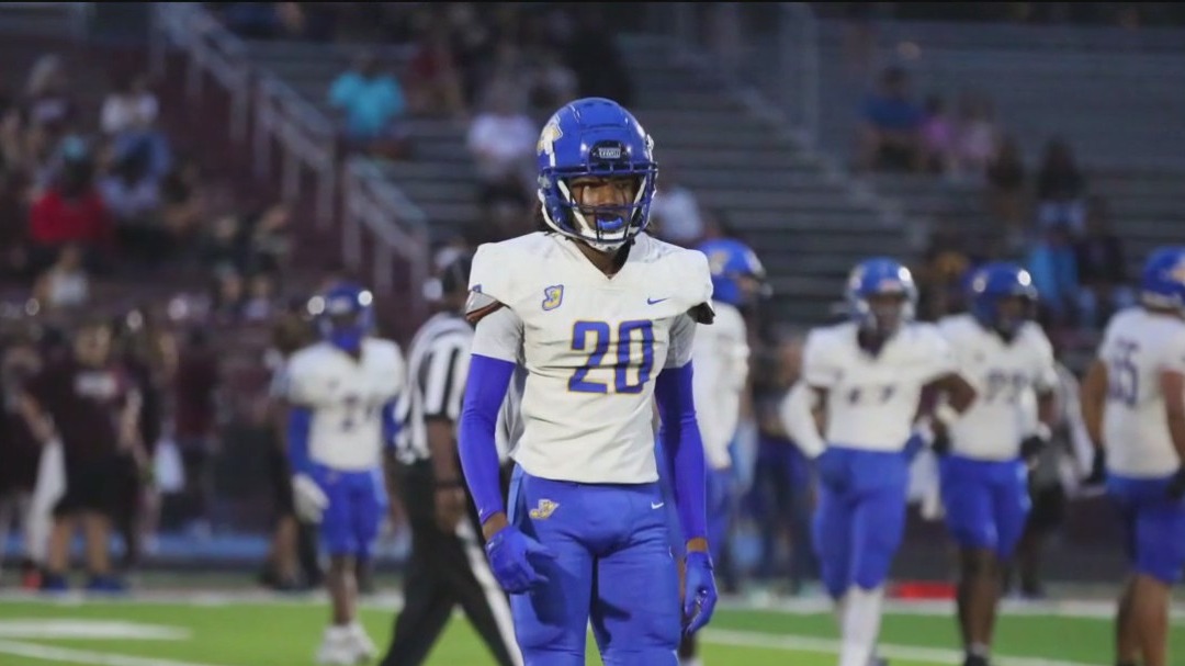 Good Day Grads: Football star overcomes adversity