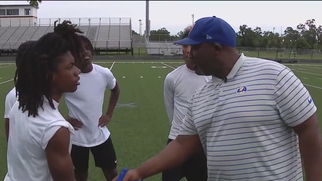 Lakewood High head coach leaves for NFL