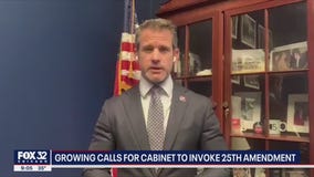 Illinois lawmakers call for removal of Trump: 'Dangerous' and 'loose cannon'