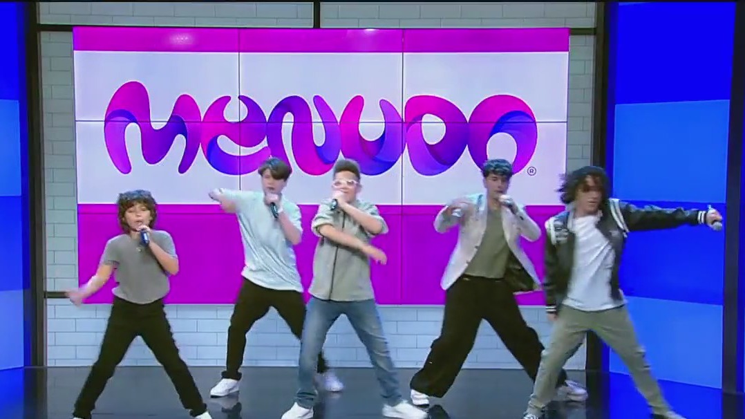 Menudo performs Feelin? on GDNY