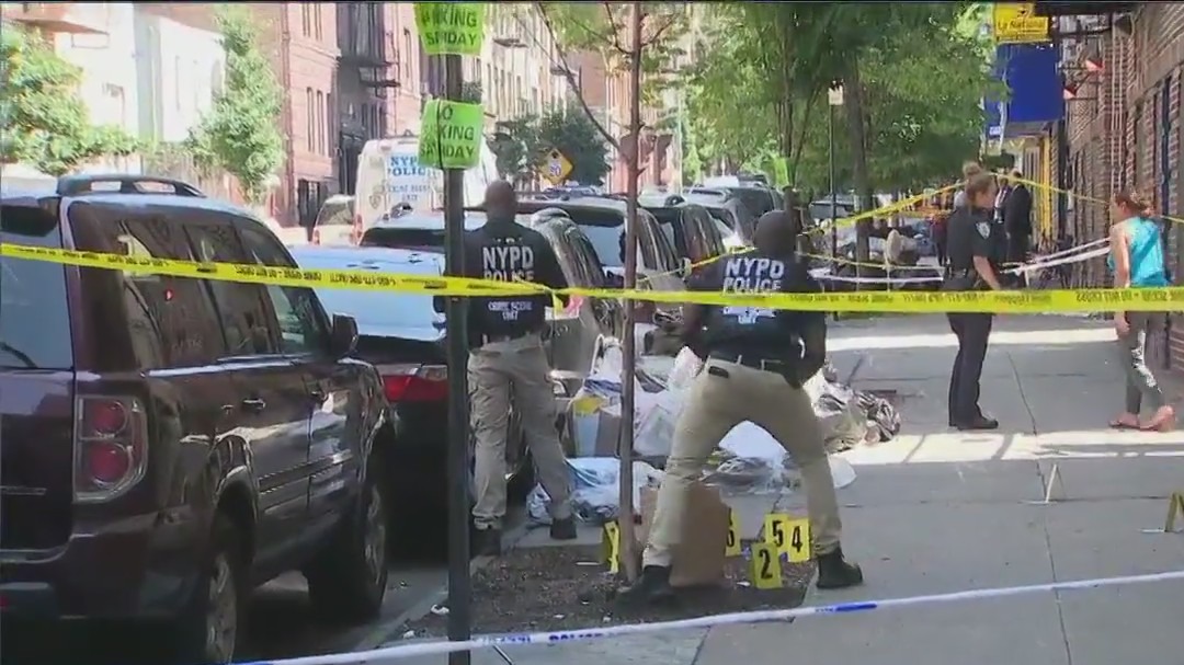 2 dead after 10 overnight shootings