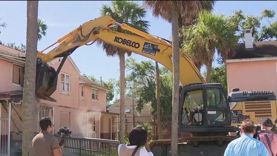 Robles Park Village demolition begins