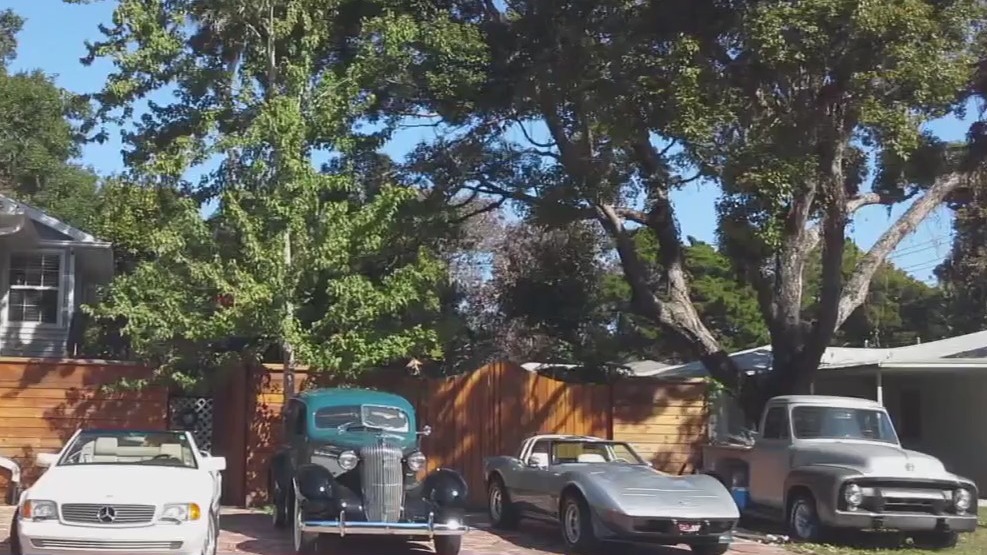 Bob?s classic car collection