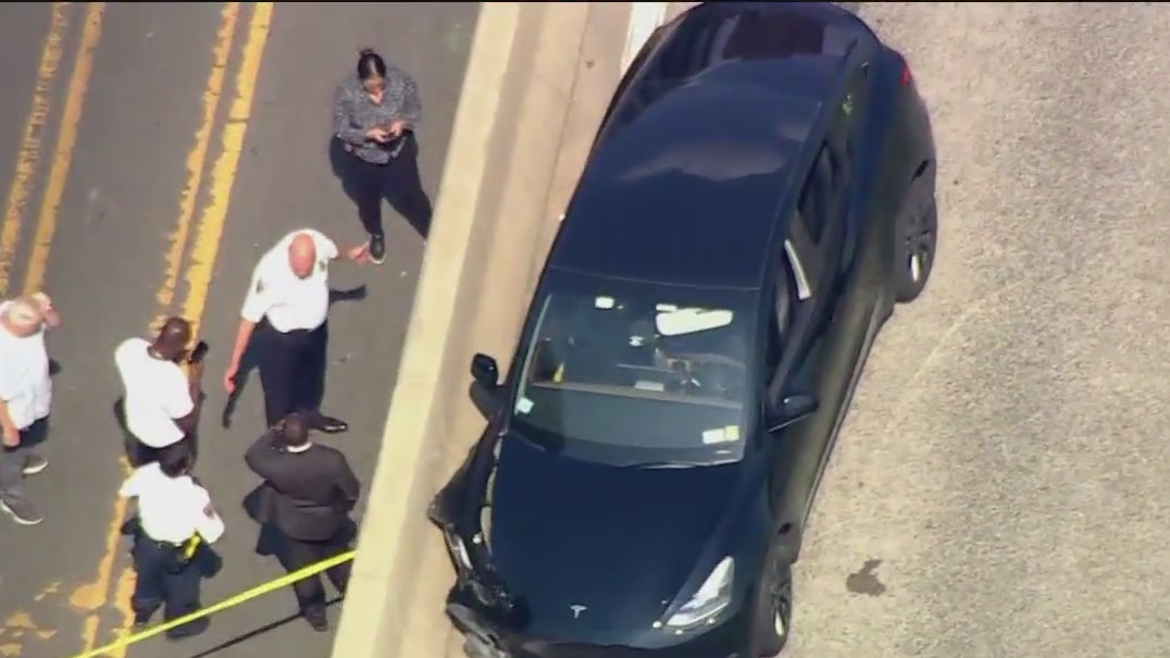 Ride-share driver stabbed in attempted robbery