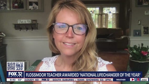 Flossmoor teacher receives prestigious 'National LifeChanger of the Year' award